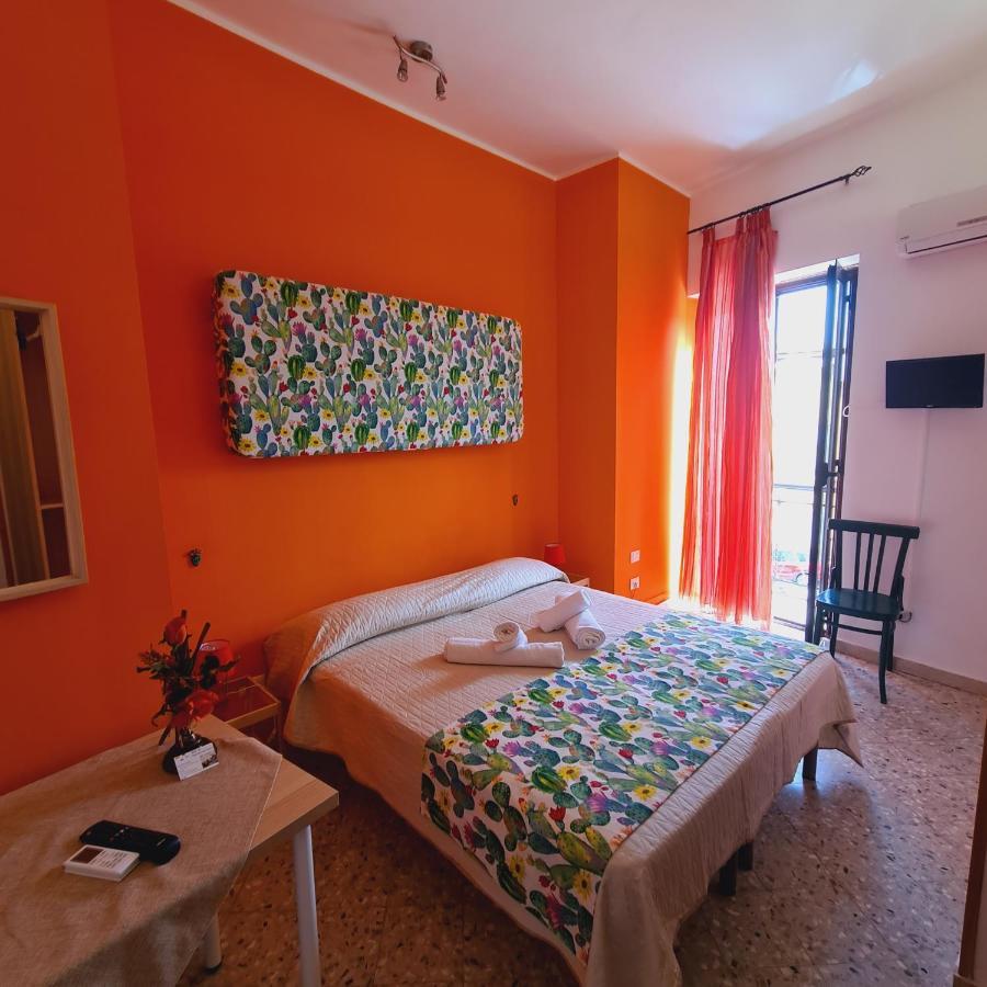 Bed and Breakfast Due Passi Dal Centro Marsala Exteriér fotografie