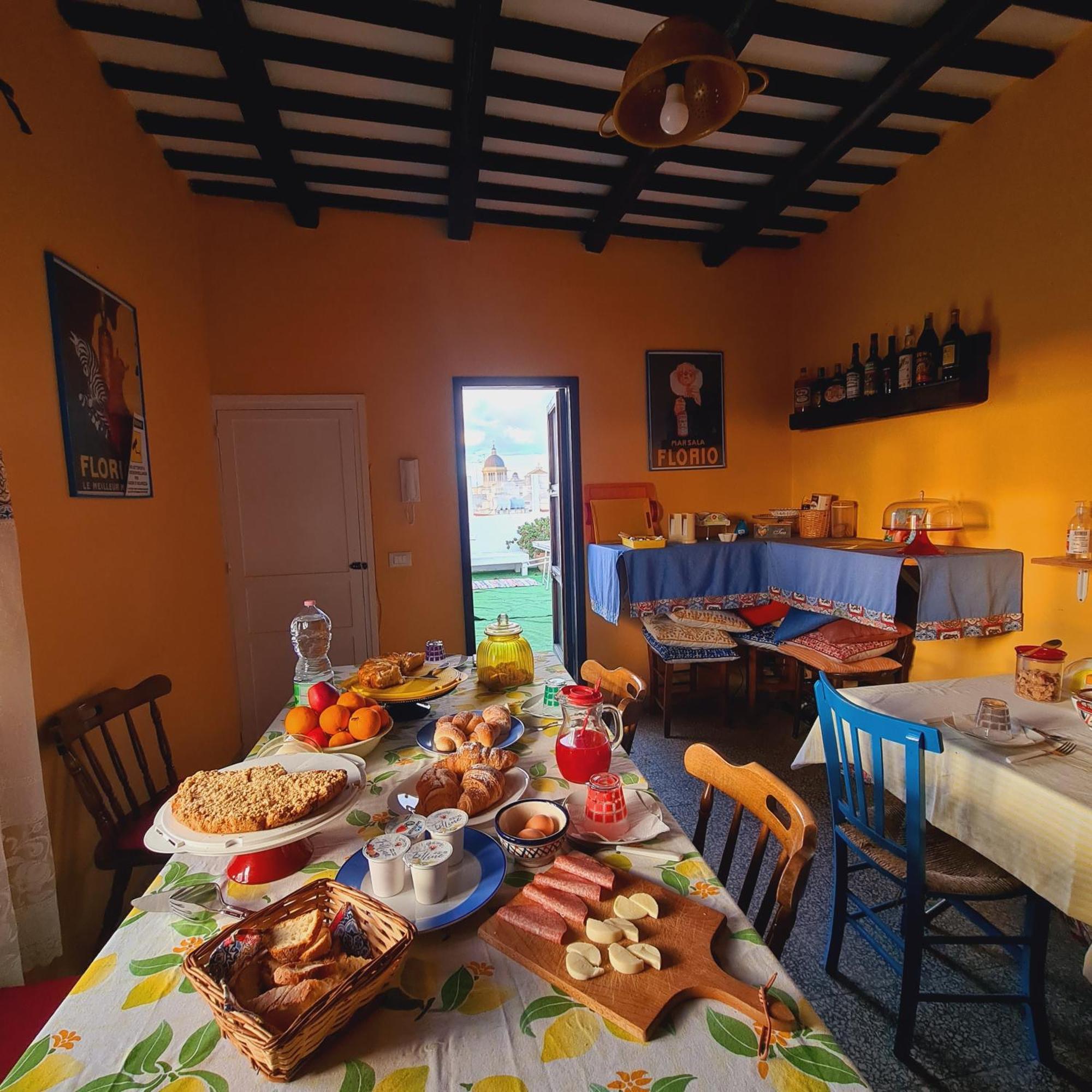 Bed and Breakfast Due Passi Dal Centro Marsala Exteriér fotografie